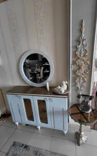 آینه و کنسول