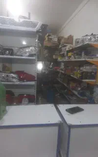 به یک شاگردلوازم یدکی احتیاج دارم