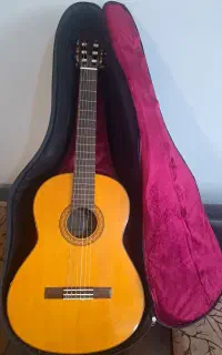 گیتار یاماها c70 اصل همراه با کیف
