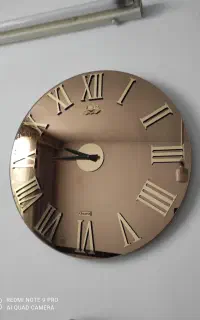 ساعت دیواری