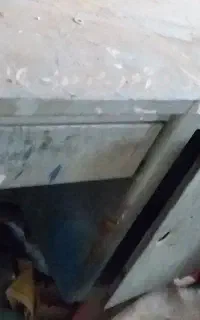 میز فلزی