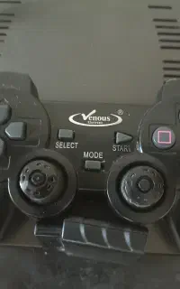 « دسته » بی سیم سالم در حد نو پلی ۲