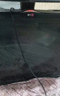 تلویزیون پنل شکسته