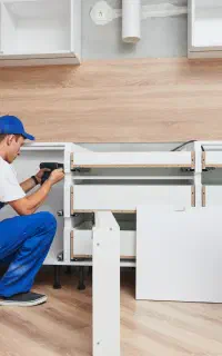 کابینت سازی(نصب و تعمیر کابینت کمددیواری در منزل)