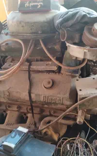 فروش موتور 8 سیلندر لنج دریایی GMدیزل 330 اسب