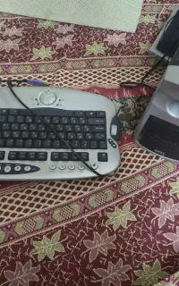اسپیکر و کیبرد کامیپوتر