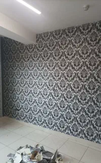 نصب کاغذدیواری هررول ۱۹۰ت