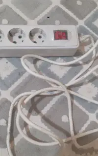 دو عدد محافظ ویک  عدد سیار