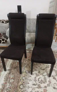 دوعدد صندلی