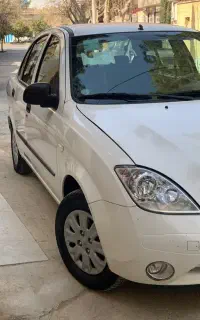 تیباصندوقدارمدل۴۰۱استثنایی سفید