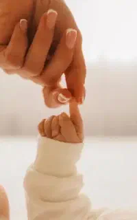 رحم جایگزین میشم تخمک هم اهدا میکنم