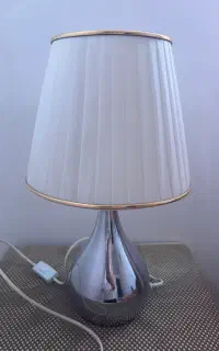 چراغ خواب ایستاده