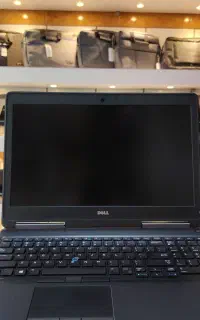 * لپ تاپ Core i7 گرافیک دار *