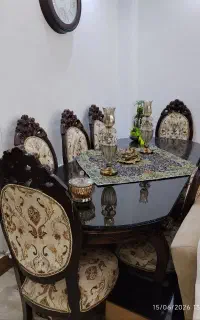 میز ناهار خوری هشت نفره