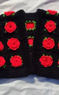 ژاکت دستبافت گل رز