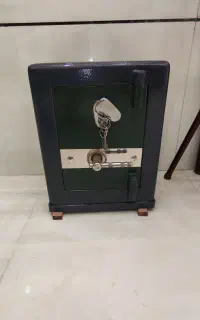 گاوصندوق دستگاه پرس پلاستیک استندرگال لامپ 60*60