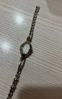 ساعت کیو اند کیو‌اصل ژاپن