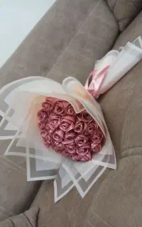 این دسته گل ۳۰شاخه به قیمت قدیم