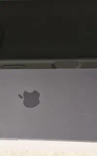آیفون ۱۷ نرمال
