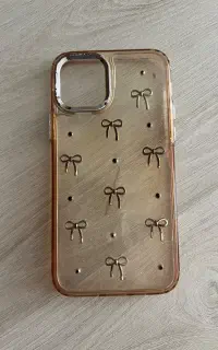 ۴ عدد کاور ایفون ۱۱ پرو