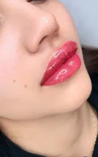 رژلب، فیبروز، خط چشم