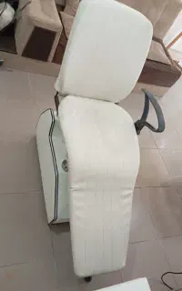 صندلی آرایشگاه در حد فروشی