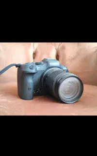 دوربین canon R7