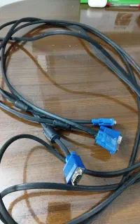 دو عدد کابل دو متری VGA