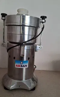 دستگاه اب میوه گیری ،هویج ،سیب، کرفس