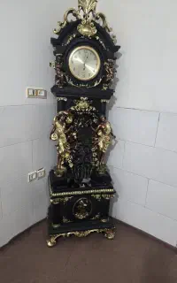 ساعت ایستاده