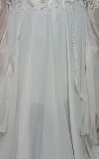 لباس سفید