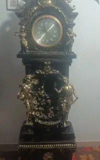 ساعت آبنما دار