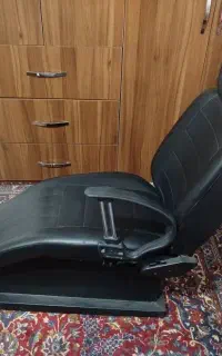 صندلی اصلاح و آرایشگری