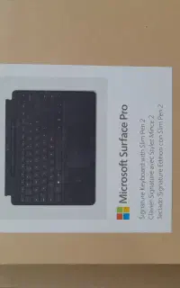 Surface pro 8