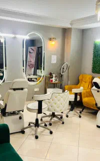 جذب رنگکار،کراتینکار،ناخنکار درسالن زیبایی قائمشهر