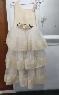 پیراهن بلند