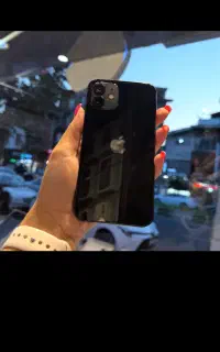 ایفون ۱۲ نرمال