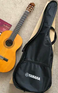 گیتار Yamaha c40