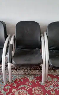 صندلی  اداری و میز های گلاس