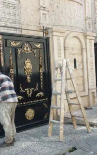 نقاشی ساختمان وکاغذدیواری درتمامی نقاط تهران وحومه