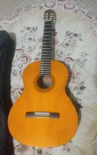 گیتار یاماهاC40