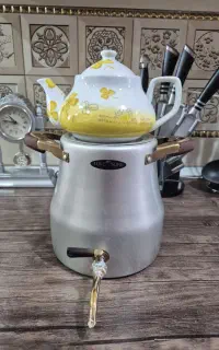 کتری و قوری کاملا سالم