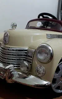 ماشین شارژی در حد نو