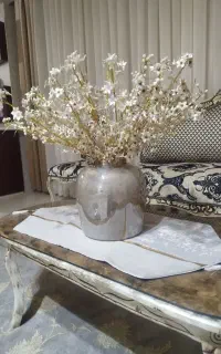 گل و گلدان...