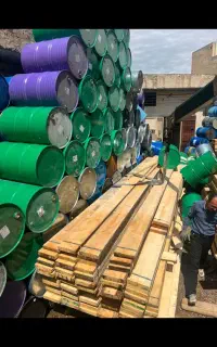 اجاره و فروش الوار و بشکه ۲۲۰فلزی خرک و قالب