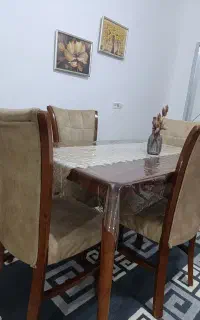 میز ناهاخوری، تستر، دستگاه وکس