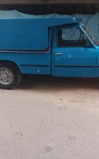 نیسان وانت