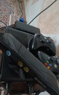 ایکس باکس ۳۶۰ سوپر اسلیم دو دسته با کینکت جیتک شده