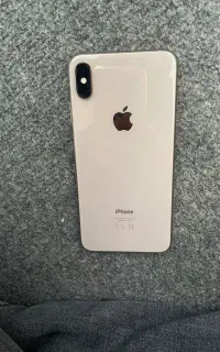 آیفون XS max