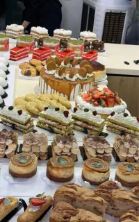 سمینار رایگان چطور از قنادی درآمد داشته باشیم